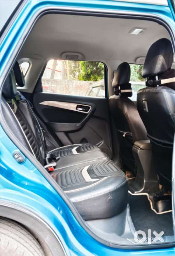 Maruti Suzuki Brezza Zdi+ Dual Tone, 2017, Diesel
