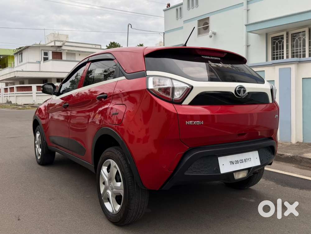Tata Nexon 1.2 Revotron Xm (s), 2019, Petrol