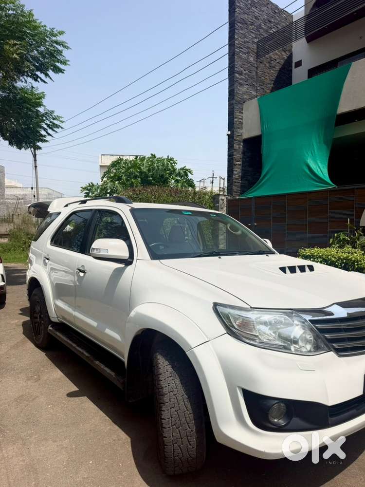 Toyota Fortuner Diesel 2014