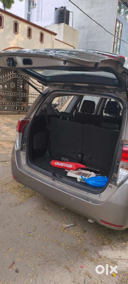 Toyota Innova Crysta 2.8 Gx At, 2017, Diesel