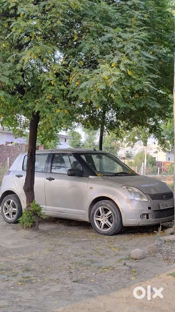 Maruti Suzuki Swift 2005 Petrol