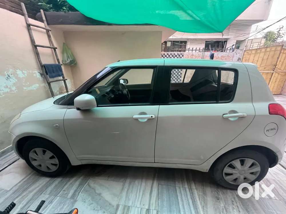 Maruti Suzuki Swift 2008 Petrol 125000 Km Driven