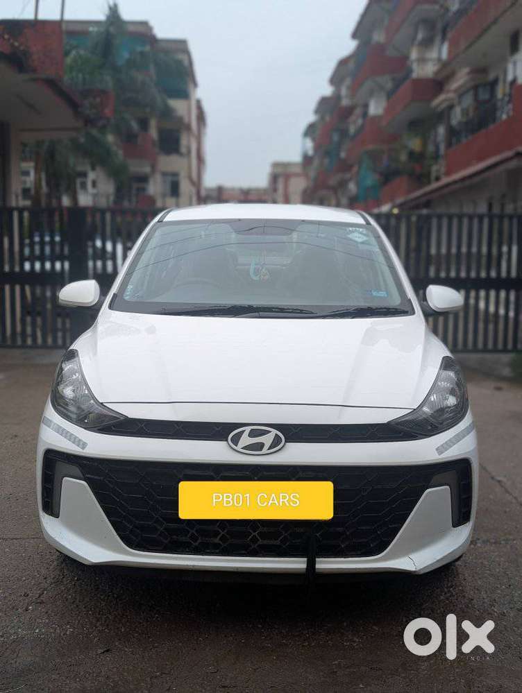 Hyundai Aura 1.2 Sx Cng, 2025, Cng & Hybrids