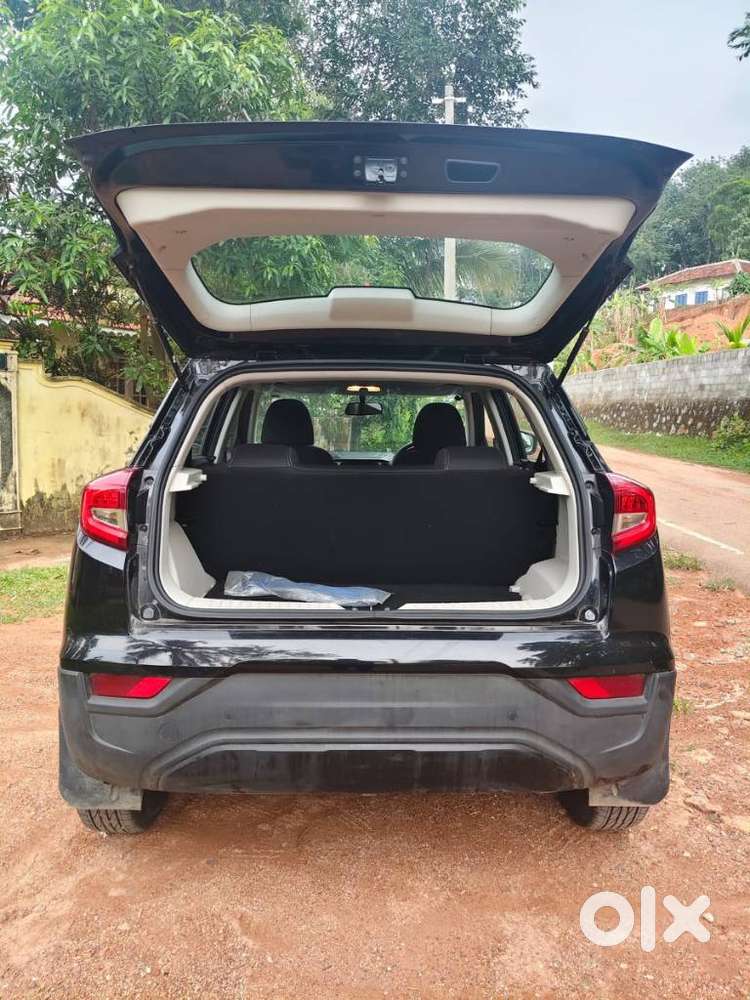 Mahindra Xuv300 W4, 2024, Petrol
