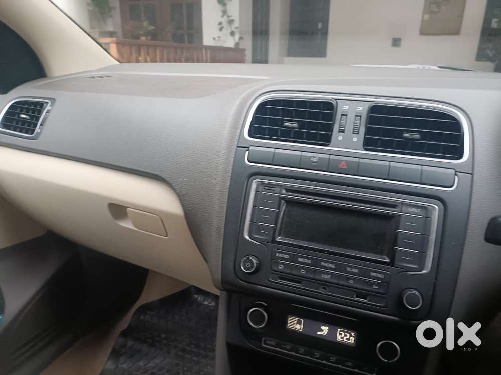 2014 Low Kilometre Vw Vento Highline For Sale