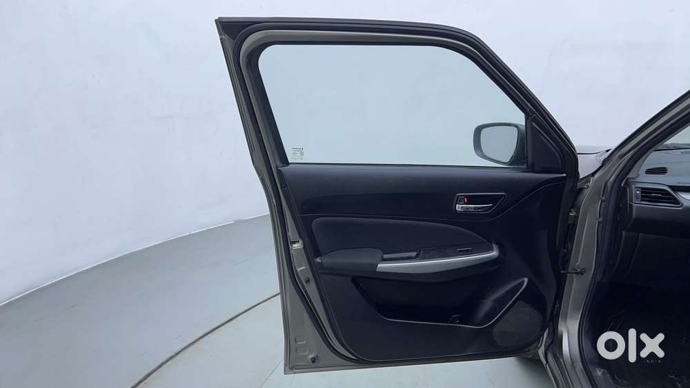 Maruti Suzuki Swift Amt Zxi, 2019, Petrol