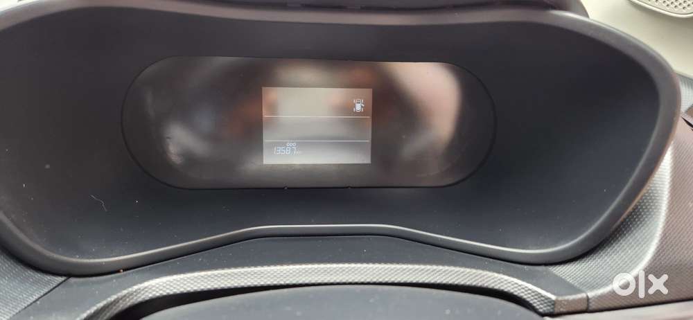 Tata Nexon Pure Plus (s) Petrol Amt, 2025, Petrol