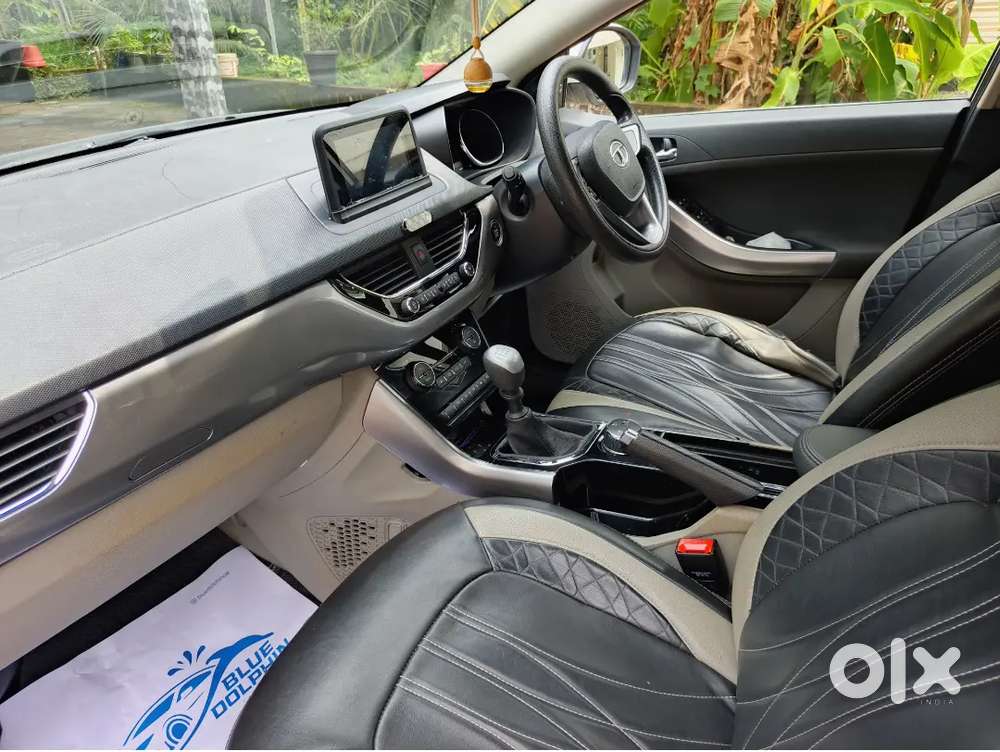 Tata Nexon Xz Plus(top End) 2018 Manual Petrol