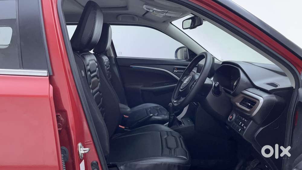 Maruti Suzuki Brezza 1.5 Zxi Plus Smart Hybrid Dual Tone, 2023, Petr..