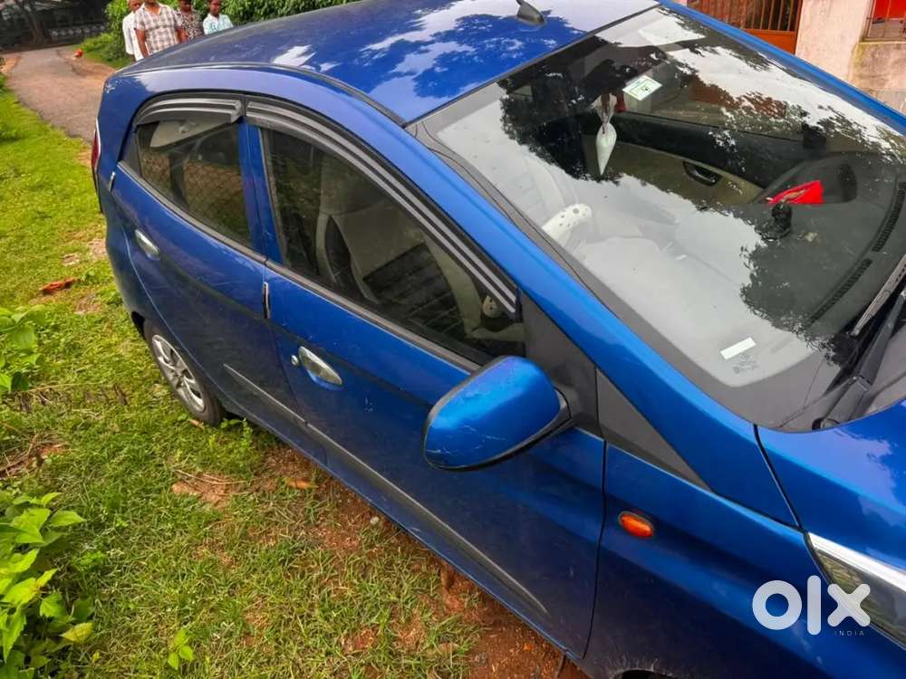 Hyundai Eon 0.8 Sportz 2013