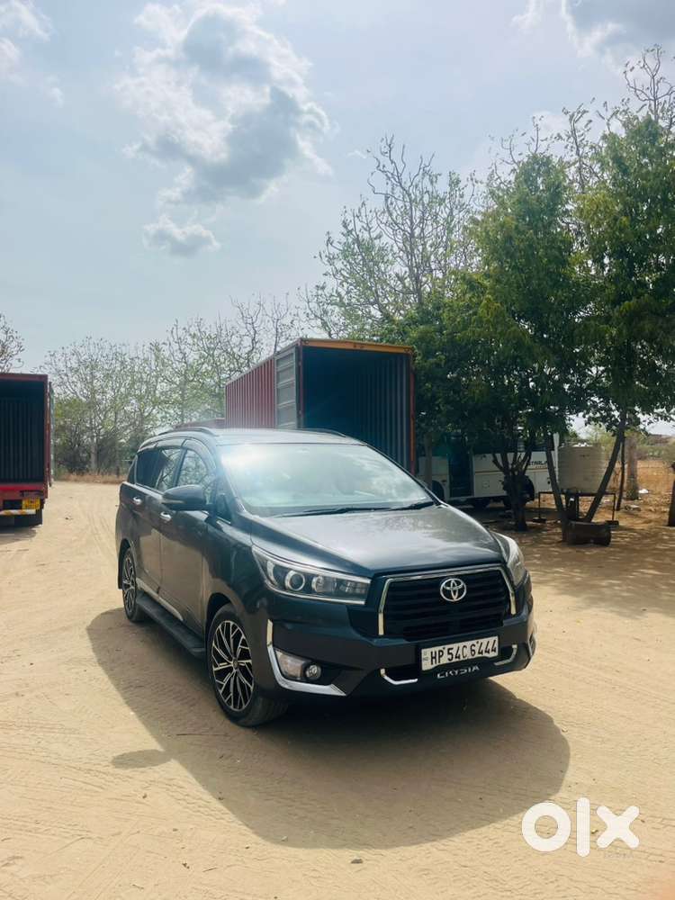 Toyota Innova Crysta 2019