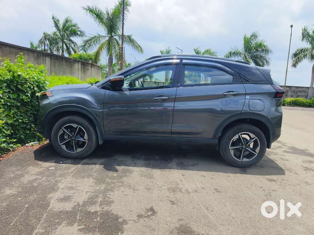 Tata Nexon Creative Plus S 1.2 Revotron Petrol 6 Mt, 2025, Petrol