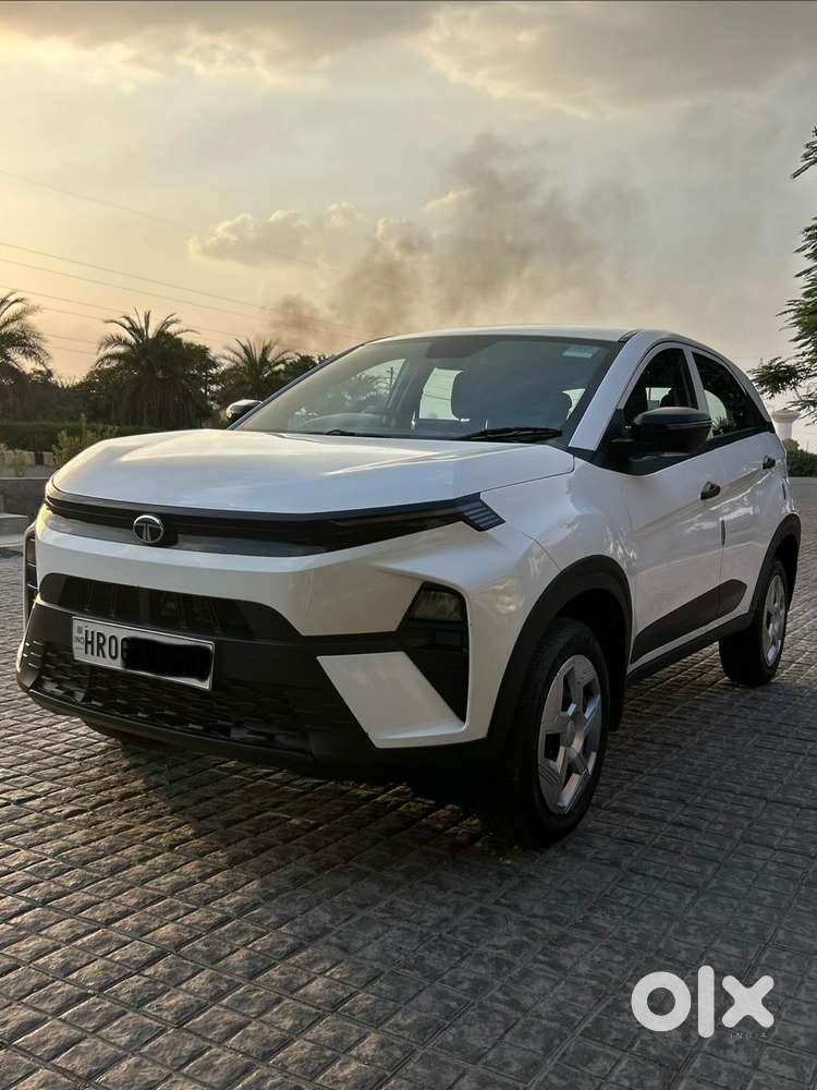 Tata Nexon, 2024, Petrol