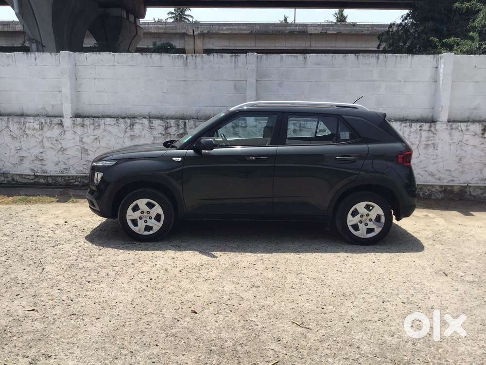 Hyundai Venue S 1.2 Petrol, 2020, Petrol