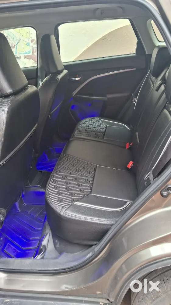 Maruti Brezza 1.5 Zxi Cng Top Model 2024