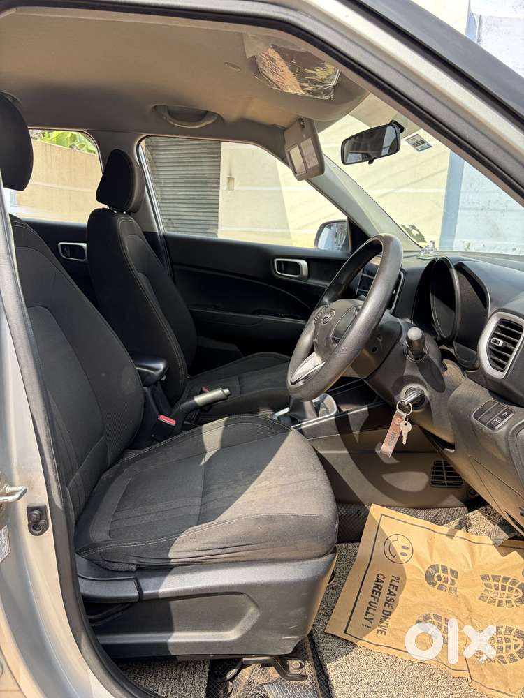 Hyundai Venue E 1.2 Petrol, 2019, Petrol