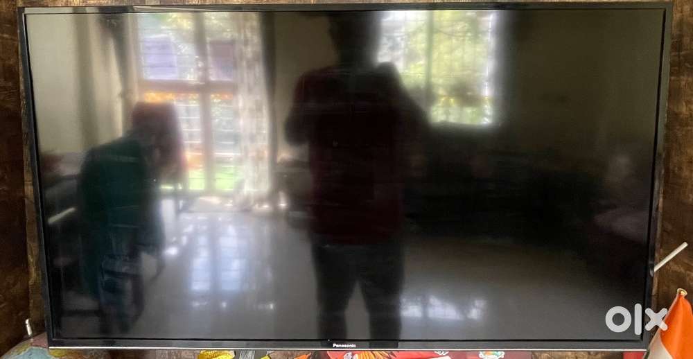 Panasonic 42 Smart LED TV (TH-42JS660DX)