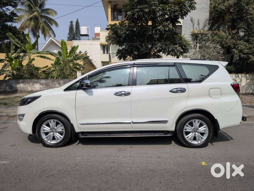 Toyota Innova Crysta 2.8z Automatic, 2019, Diesel