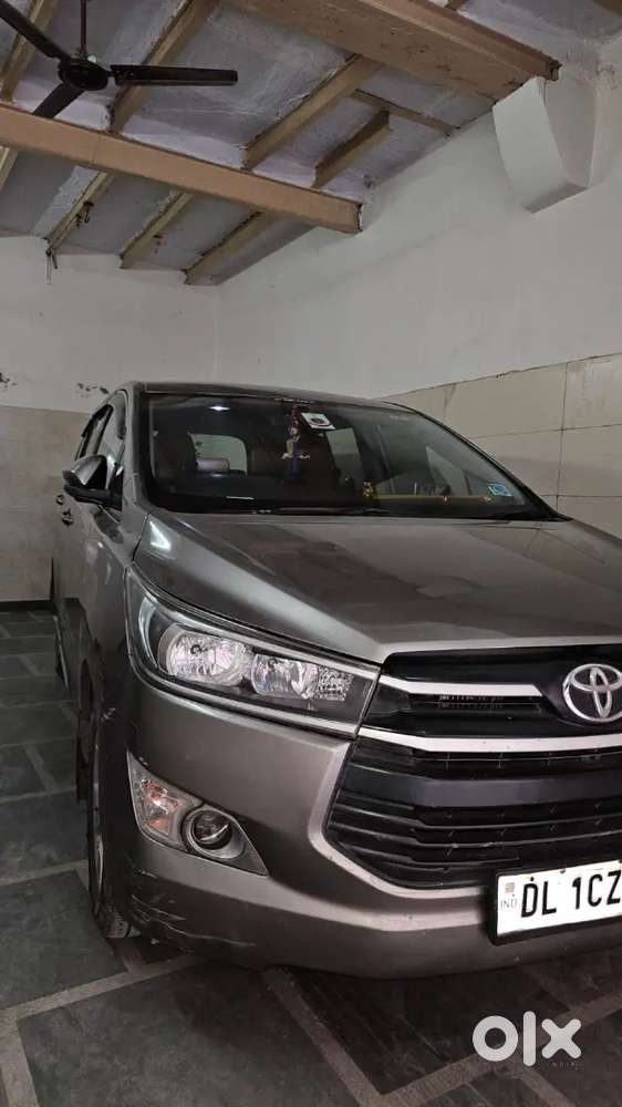Toyota Innova Crysta 2018 Diesel Well Maintained