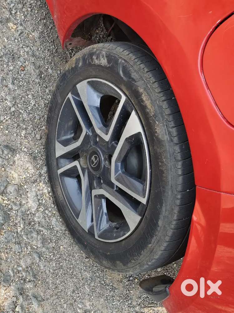 Tata Tiago Xzplos