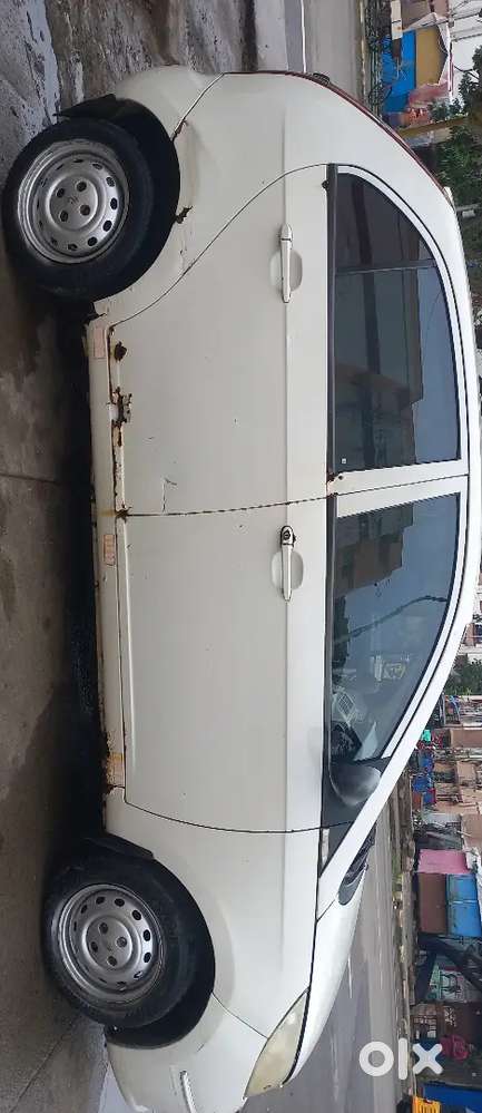 Tata Vista Tech Diesel 2015
