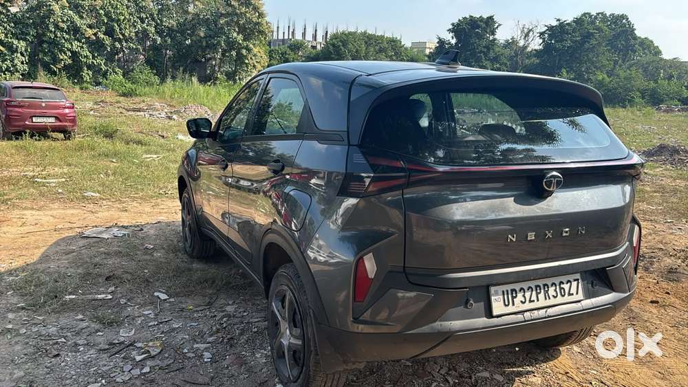 Tata Nexon Smart Plus S 1.2 Revotron Petrol 5 Mt, 2024, Petrol
