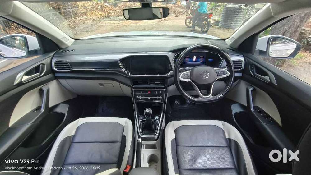 Volkswagen Taigun 1.0 Tsi Topline, 2022, Petrol