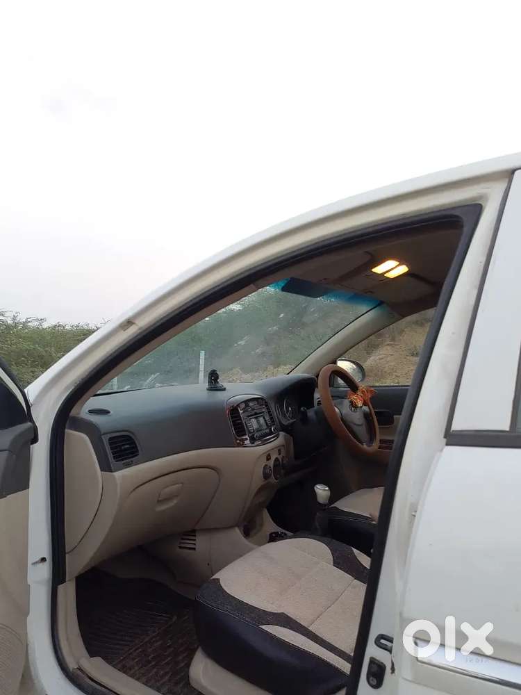 Hyundai Verna Crdi Sx 2010