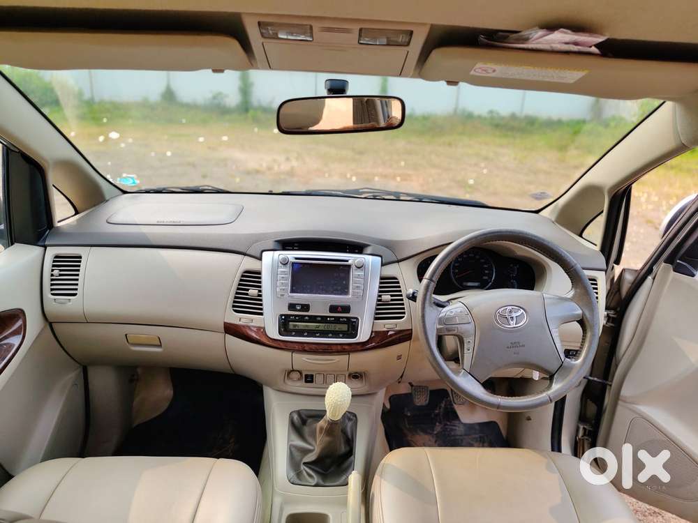 Toyota Innova 2.5 Vx 8 Str Bs-iii, 2013, Diesel