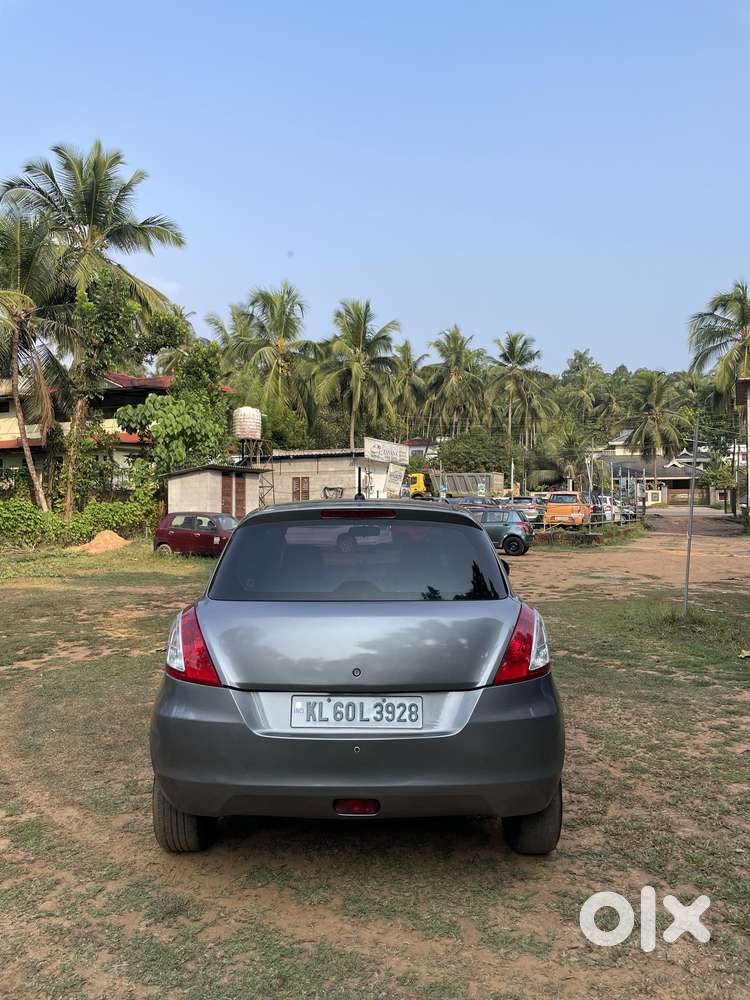 Maruti Suzuki Swift Vxi, 2016, Petrol
