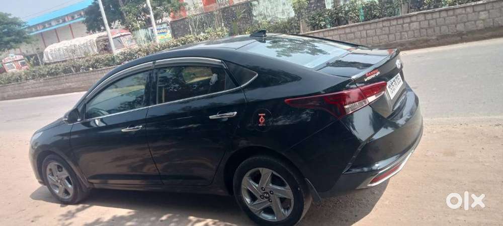 Hyundai Verna 1.5 Sx Petrol Mt, 2022, Petrol