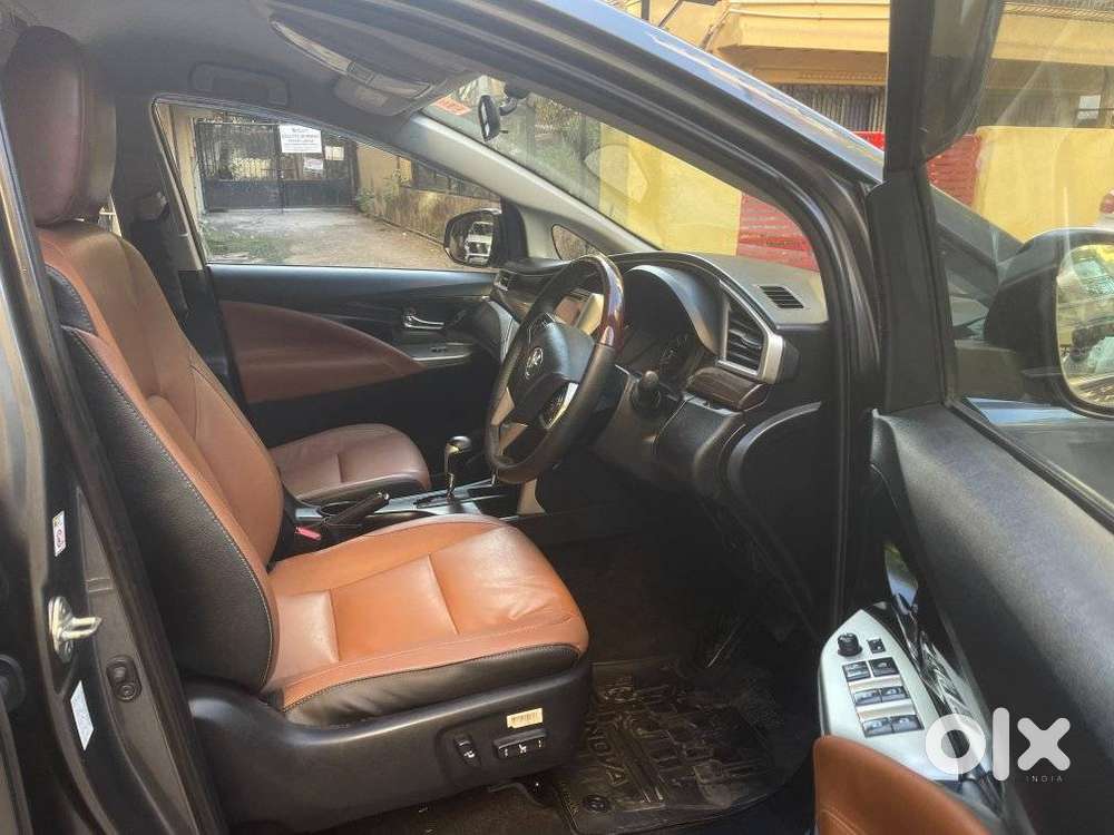 Toyota Innova Crysta 2.8z Automatic, 2018, Diesel