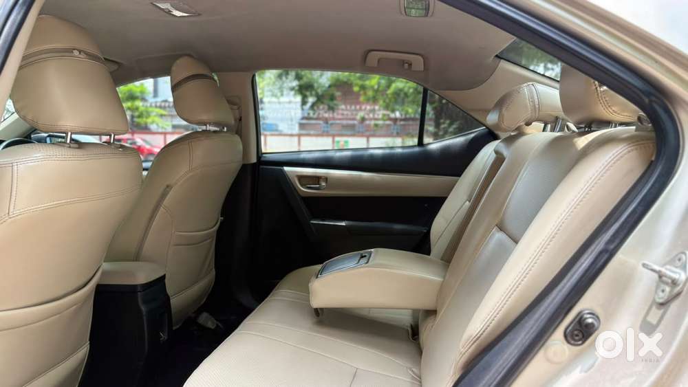 Toyota Corolla Altis [ ] 1.8 G Cvt, 2015, Petrol