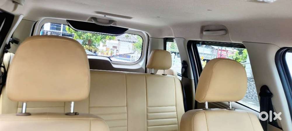 Mahindra Tuv 300, 2017, Diesel