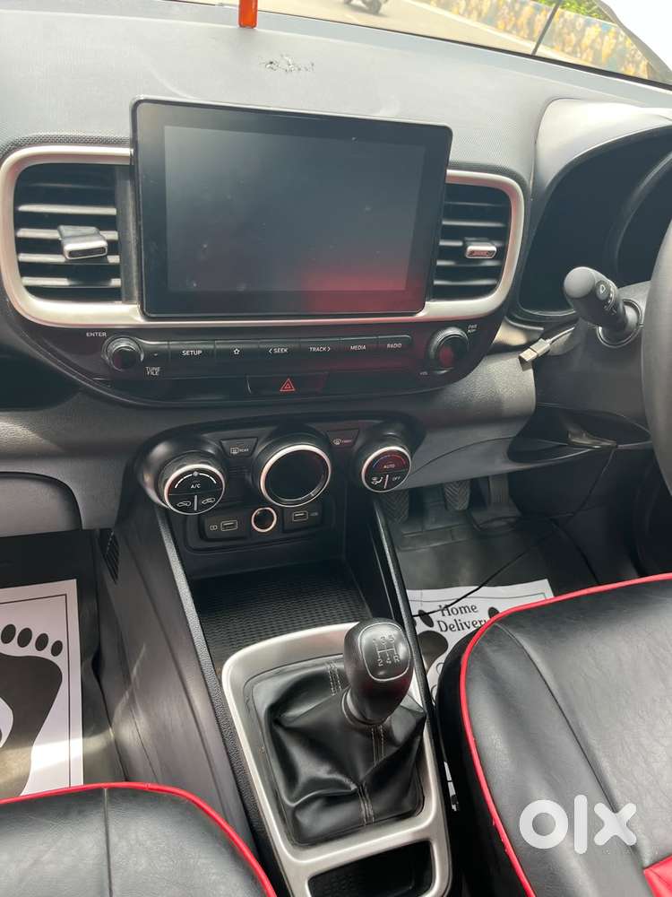 Hyundai Venue E 1.2 Petrol, 2022, Petrol