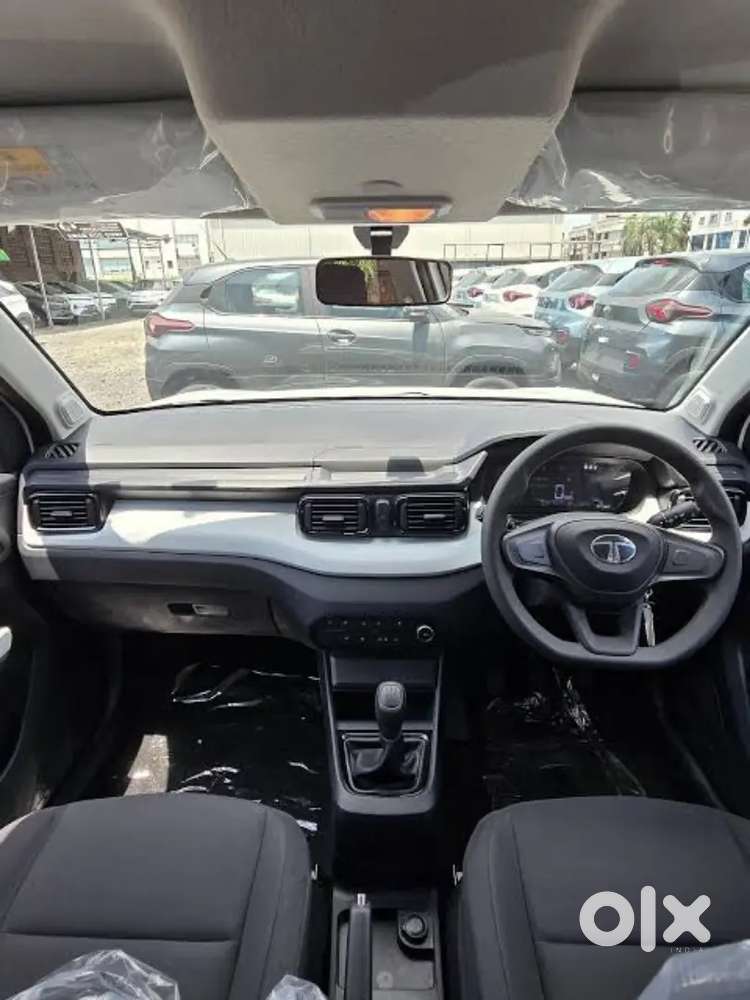 Tata Punch 1.2 Rhythm 2024