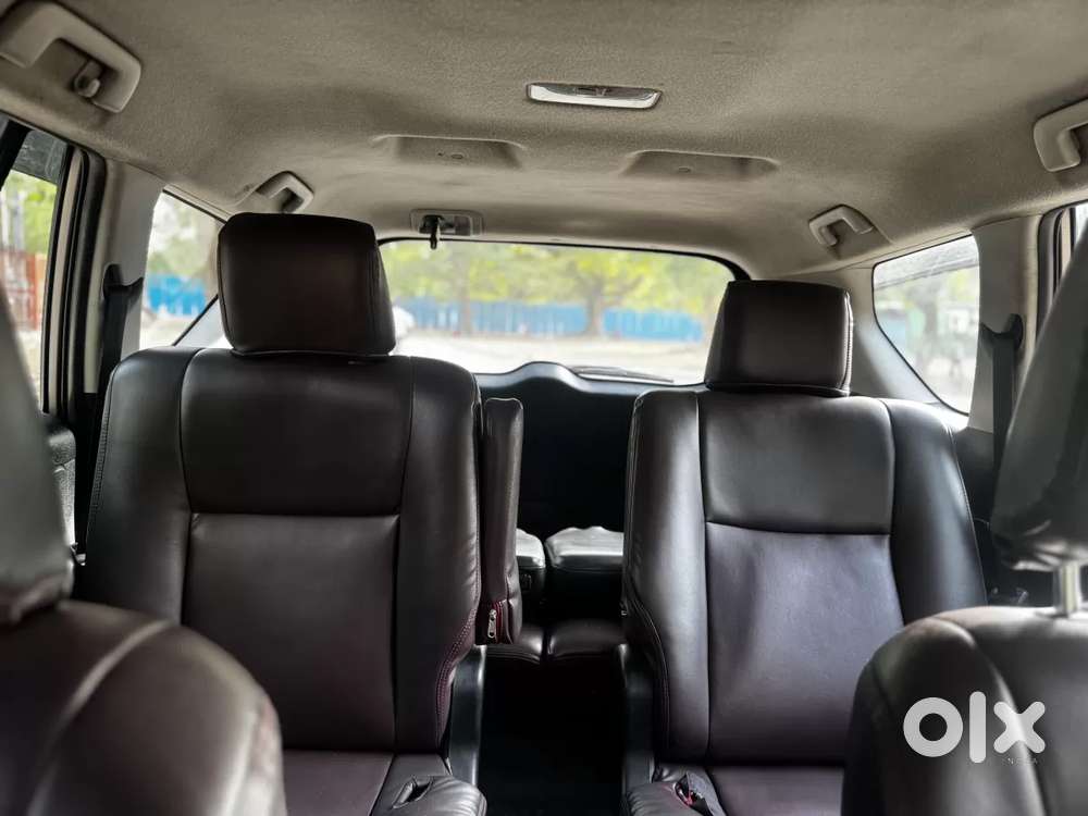 Toyota Innova Crysta [2020-ongoing] 2.4 Gx 7 Str, 2022, Diesel