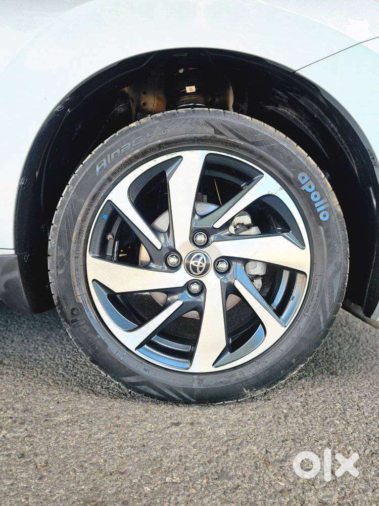 Toyota Glanza V Cvt, 2024, Petrol