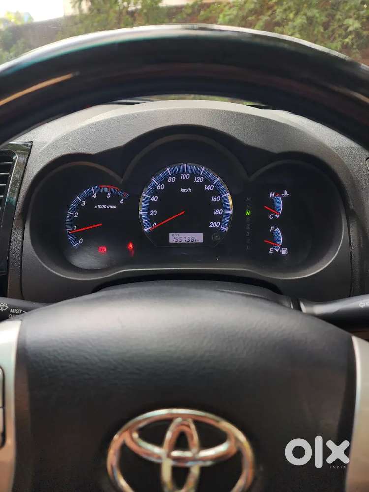 Toyota Fortuner Diesel At 2013