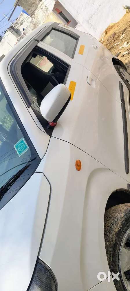 Commercial Vehicle Hai Ist Owner Hai Jiska Chaiye Contact Me