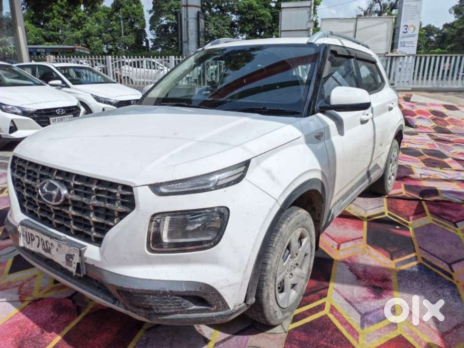 Hyundai Venue 1.2 S Plus, 2021, Petrol