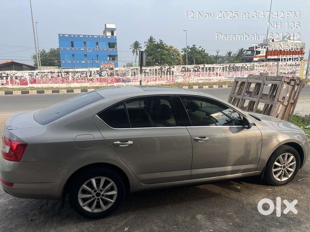 Skoda Octavia Automatic Petrol 2015