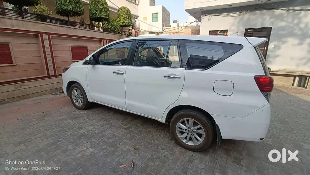 Innova Crysta