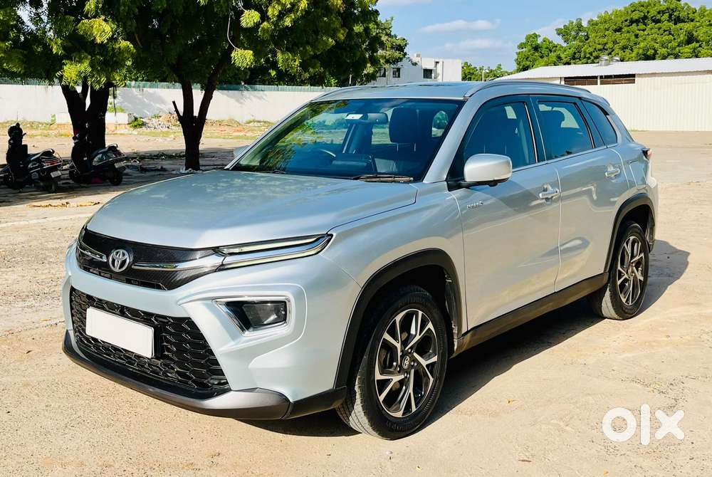 Toyota Urban Cruiser Hyryder 1.5 V Hybrid, 2024, Petrol