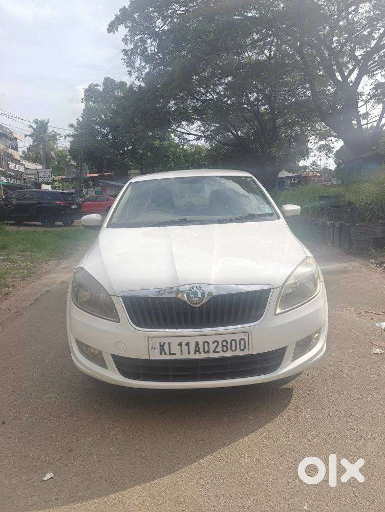 Skoda Rapid 1.5 Tdi Cr Elegance Plus, 2012, Diesel