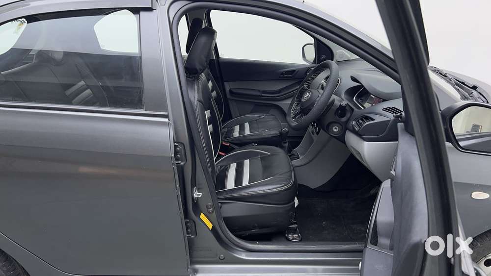 Tata Tiago Xe, 2021, Petrol