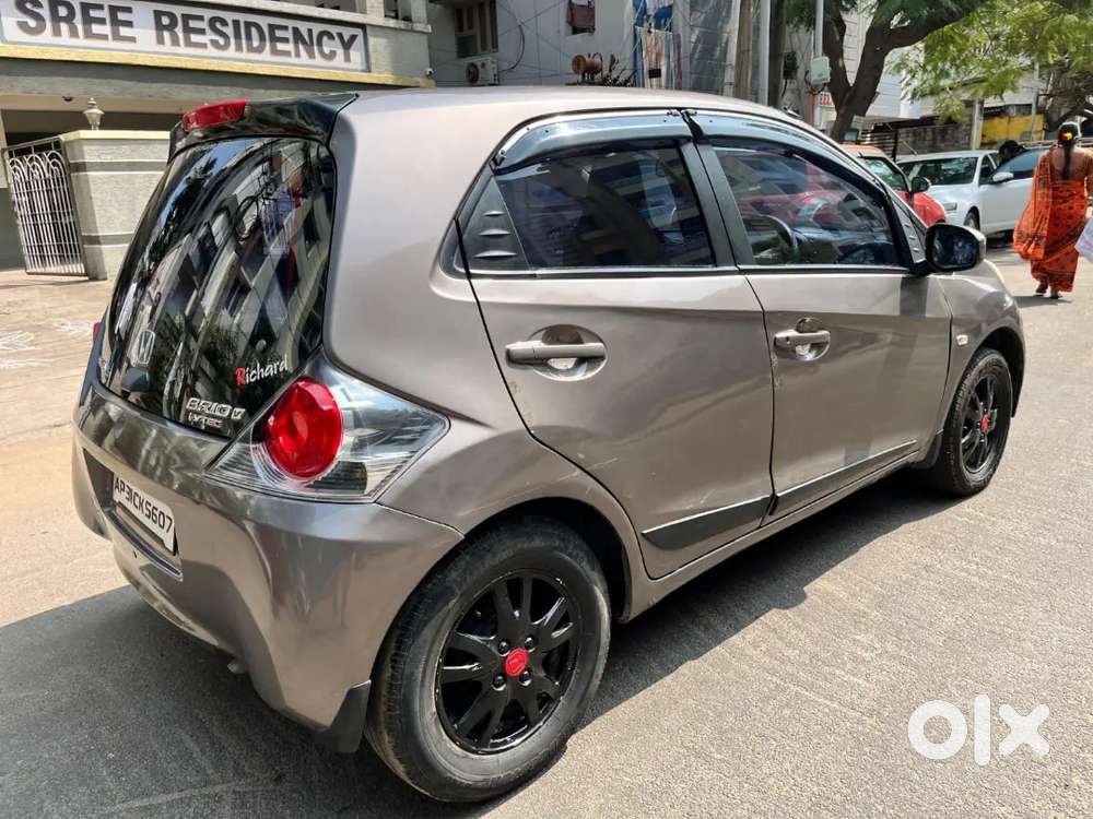 Honda Brio 2013 Petrol Well Maintained