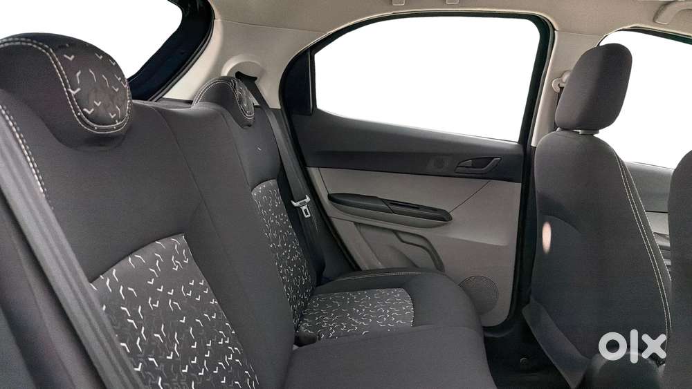 Tata Tiago 1.05 Revotorq Xt, 2023, Petrol