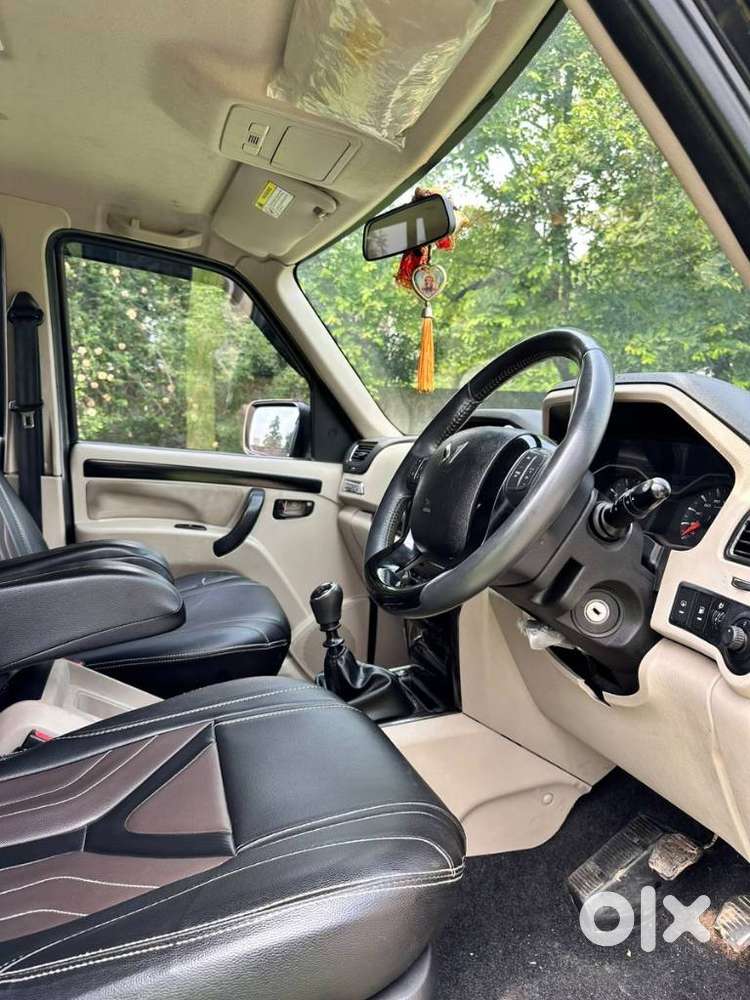 Mahindra Scorpio Classic 2.2 S 11 Mt 7 Str, 2023, Diesel
