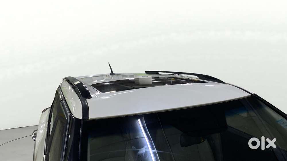 Mahindra Xuv300 W8 Option, 2022, Petrol